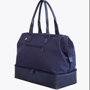 NWOT Beis The Weekender Navy - full size